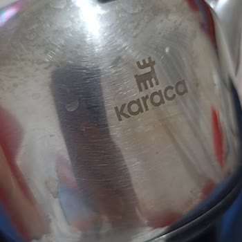 Karaca Çaydanlığın İç Kısmında Küf Ve Paslanma Benzeri Lekeler Oluşmaya Başladı