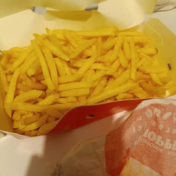 Hijyen Sorunu Ve Eksik Ürün Gönderimi Nedeniyle Ciddi Mağduriyet