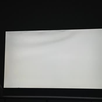 Kurulum Sonrası LG TV'de Siyah Gölgeler Ve Hemen Değişim İsteği