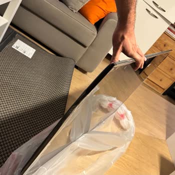 Faturada Yanlış Fiyat Ve Arızalı TV'de İlgisiz Servis Süreci