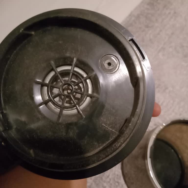Robo Şarjlı Dik Süpürge Toz Filtresi Eksik Gönderildi