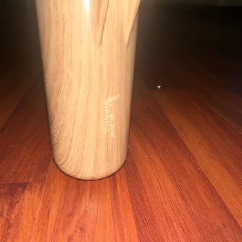 Kilim New Marte Koltuk Takımının Ayakları Yamuk, Çizik Ve Kirli Teslim Edildi