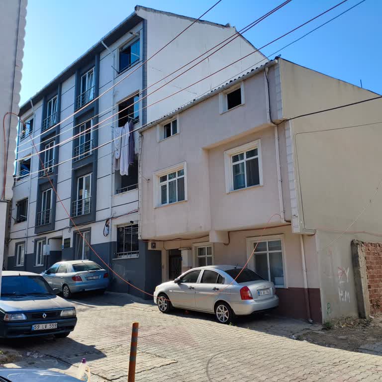 Tekirdağ Çınarlı Mahallesinde Düşebilecek Fiber Kablo Güvenlik Ve İnternet Kesintisi Riski