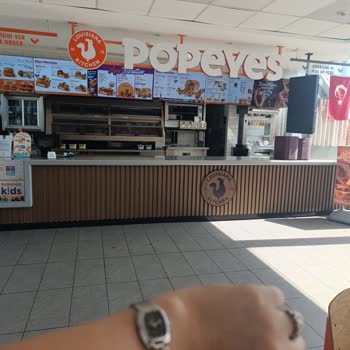 Açık Olmayan Popeyes Şubesinde Boşuna Sipariş Verildi