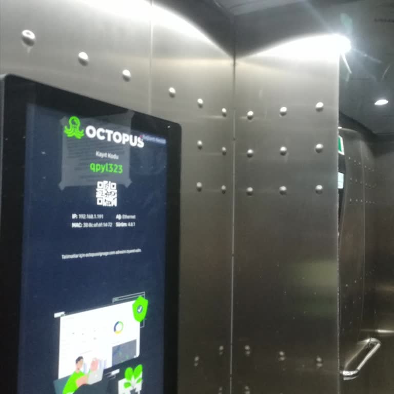 Ortak Alan Asansöründe Reklam Paneli Kurulması Ve Şeffaflık Talebi