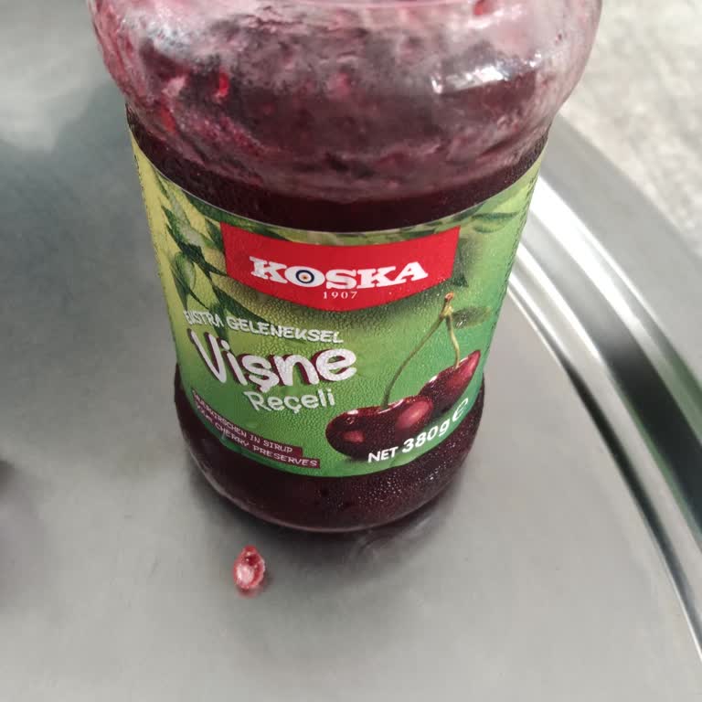 Koska Nazar Boncuklu Reçelden Vişne Çekirdeği Çıktı