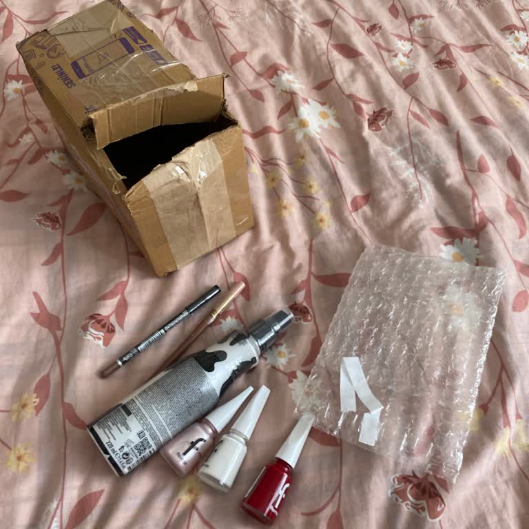 Kamera Kayıtlarıyla Çelişen Eksik Maybelline Ruj Ve Pastel Allık Şikayetim