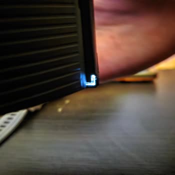 Samsung 58 İnç TV’de Alt Köşelerde Işık Sızması Ve Ayıplı Ürün İade Talebi