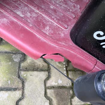 Tekrarlanan Akü Arızası Ve Servis Hatası Nedeniyle Motor Değişimi Talebi