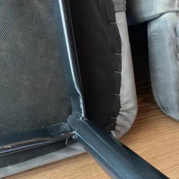 Evkur'dan Aldığım Masanın Sallanması Ve Sandalyelerin Kırılması İçin İade Talebi