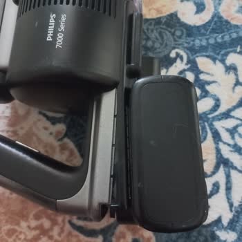 Philips 7000 Dikey Süpürge Çekim Gücünde Azalma, Kırılgan Parçalar Ve E5 Hata Kodu
