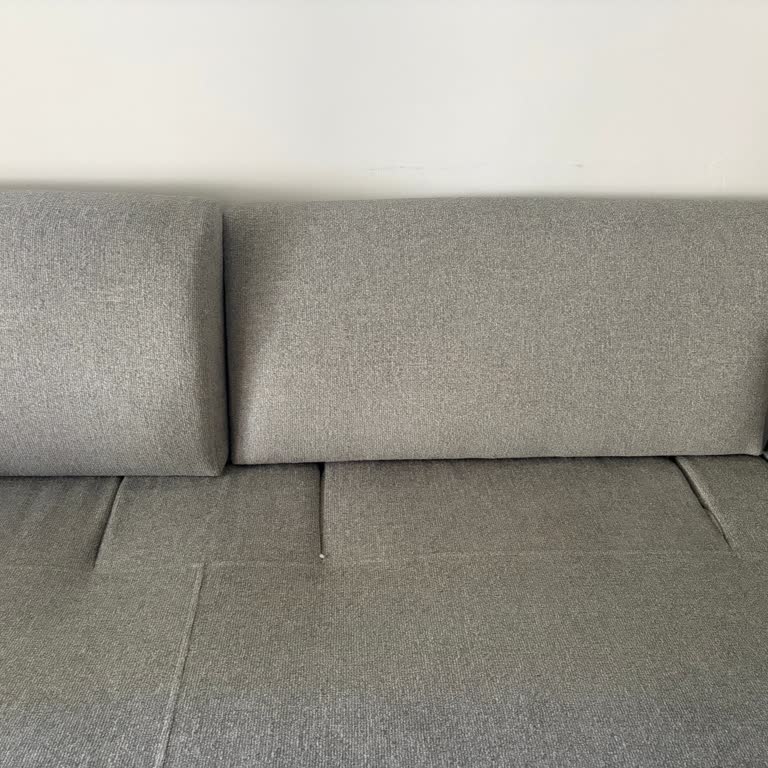 Enza Home’dan Gelen Kırık Arka Modüllü Koltukta Cevapsız Destek