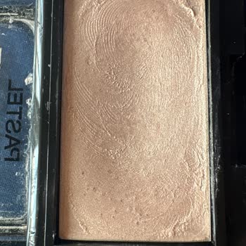 Pastel Highlighter Paletinde Küf Sorunu Ücretsiz Değişim Talebi