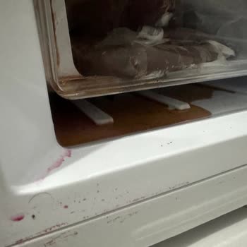Uğur Derin Dondurucum Garanti Süresi İçinde Arıza Yaptı