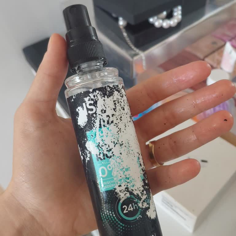 Açık Kapağıyla Deodorant Sızıntısı Nedeniyle Tüm Rossmann Alışverişimin İadesi Gerekiyor