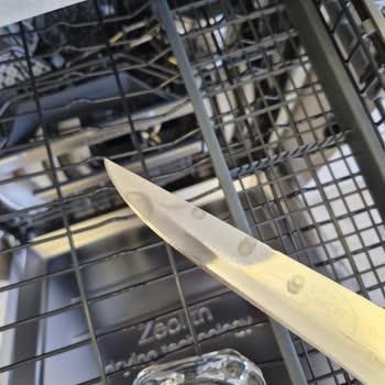 Siemens Bulaşık Makinesinde Sürekli Su Lekesi, Çözüm Bulamayan Servis, Yeni Makine İstiyorum