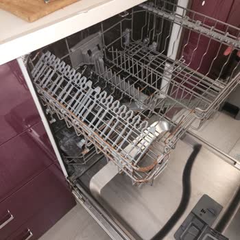 Teka Bulaşık Makinesinde Sepetlerde Paslanma Sorunu Ve Ücretsiz Değişim Talebi