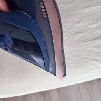 Philips Azur 8000 Seri Buharlı Ütünün Aniden Kırılması Ve Ücretsiz Onarım Talebi