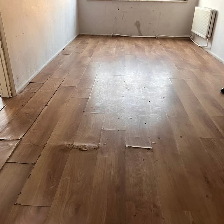 Su Borusu Patlamasının Getirdiği Parke Hasarı Sigorta Tarafından Reddedildi