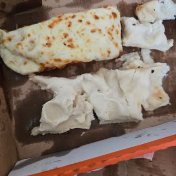 Hamur Halinde Pizza Teslim Edildi, Sorumluluk Reddi Ve Çözüm Sunulmadı