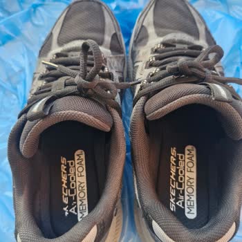 Kısa Sürede Yoğun Koku Çıkan Ayıplı Skechers Ayakkabı İçin İade Ve Değişim Talebi