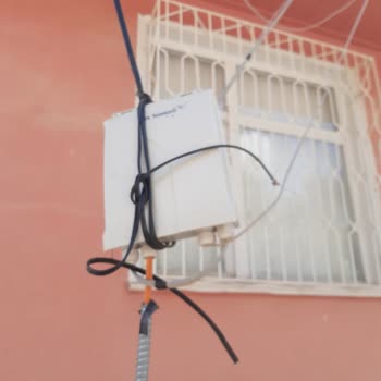 İnşaat Nedeniyle Uzun Süreli İnternet Kesintisi Ve Acil Onarım Talebi