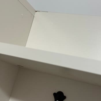 Özensiz Kurulum Ve Hasarlı Ayakkabılık