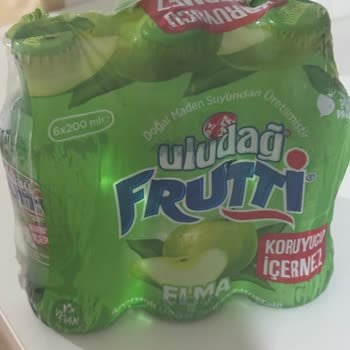 Kapak Sıkı Olmasına Rağmen Boş Limonlu Soda
