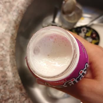 Şişen Kapak Ve Bozulmuş Altınkılıç Çilekli Kefir, Sağlık Endişesi