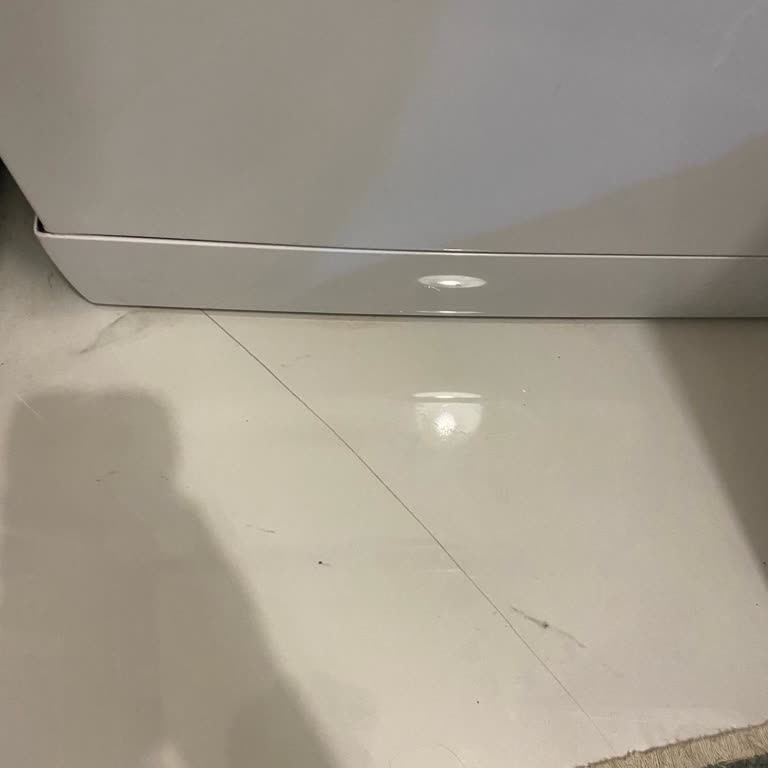 Fayans Çatlakları Ve Kırık Tesisat İçin Ücretsiz Düzeltme Talebi
