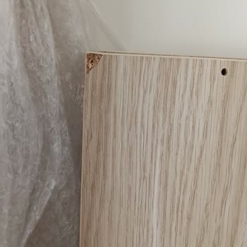 Kırık Parçalarla Gelen Dolap İçin İade Ve Tam Ücret İadesi Talebi