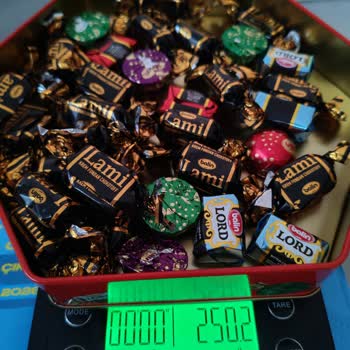 Balin Nostaljik Kutu Çikolatası 300 g İddiası 250 g Gerçek Ağırlıkla Çelişiyor