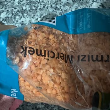A101 Şefaatli Şubesindeki Kırmızı Mercimek Bozulması Sağlık Güvenliğini Tehdit Ediyor