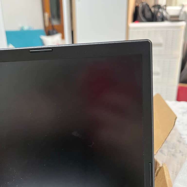 Acer Nitro V15 Laptopunda Aşırı Isınma Ve Şarj Sorunları; Satıcı Ve Yetkili Servis İade Reddi