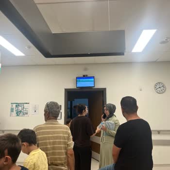 Tek Doktor, Uzun Bekleme Ve Kaba İletişim Şikayetim