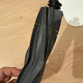 Dreame D30 Ultra Ana Fırçası 3 Kullanımdan Sonra Parçalandı