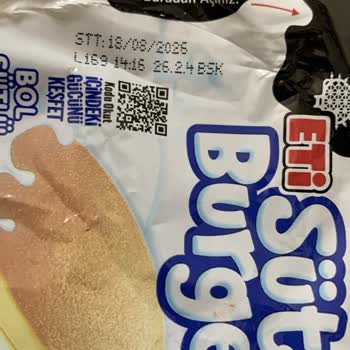 Eti Bol Sütlü Burger Ürününde Plastik Parça Çıktı: Sağlık Riski Ve Çözüm Talebi