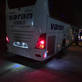 Aracın Kliması Yetersiz, Sağ Arka Teker Parçalandı Ve Sıcak Hava İçinde Konforsuz Yolculuk