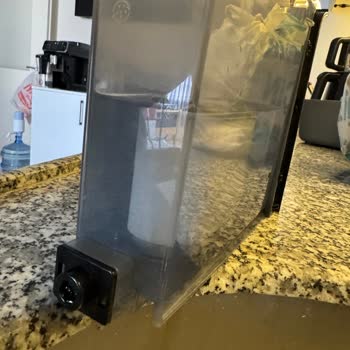 Su Sızıntısı Ve Aşırı Titreşimli Philips LatteGo 5500 Şikayeti