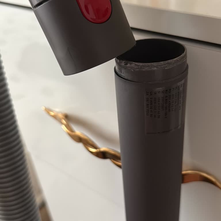 Dyson Süpürge Borusu Kırıldı: Ücretsiz Parça Değişimi Ve Açık Bilgilendirme Talebi
