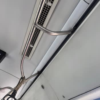 E7 Hattında Klimasız Otobüs, Yanık Koku Ve Sağlık Riski