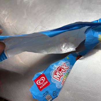 Algida Max Gökkuşağı Çubuğunda Kıl Bulunması Hijyen İhlali