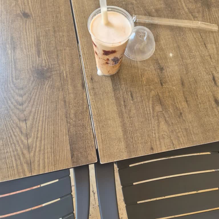 Bodrum Oasis AVM Burger King Milkshake Yoğunluğu Kabus, Ücret İadesi Talebi