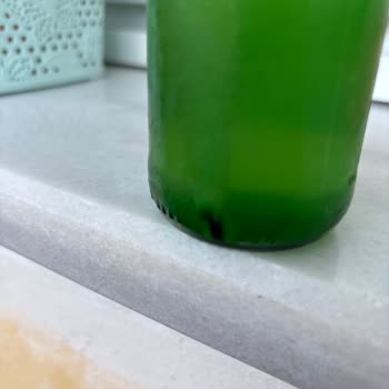Sırma Gazlı İçecek Şişesinde Yabancı Pislik: Sağlık Endişesi