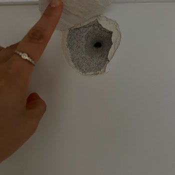Arçelik Kliması Montajı Duvar Hasarı Ve Kaba Servis Davranışı