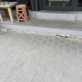 Zbs Zemin Boya Sistemleri’nin Yanıltıcı Talimatları Zemin Kurulamamasına Neden Oldu