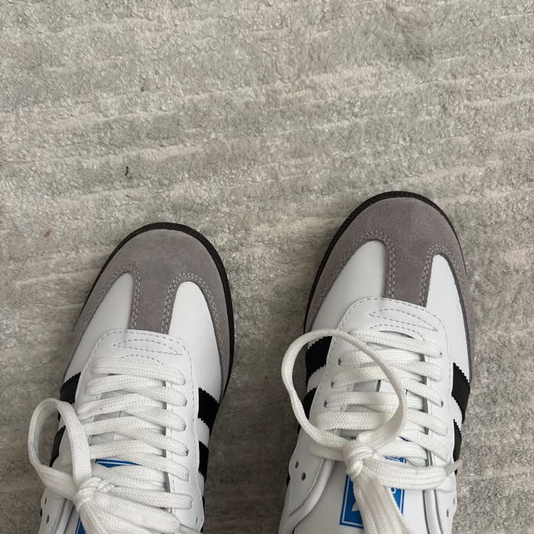 Adidas Ayakkabı Değişim Talebinde Geri Dönüş Alınamıyor