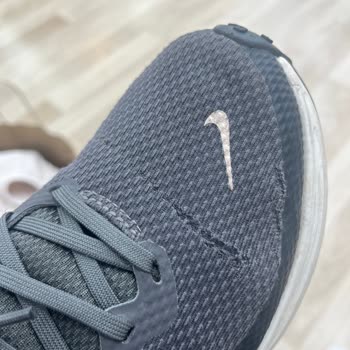Nike Ayakkabının Kısa Sürede Yırtılması Nedeniyle Değişim Ve İade Talebi