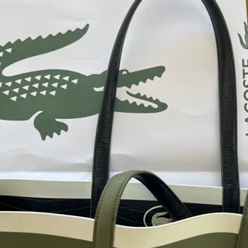 Lacoste Kadın Çantasında Deformasyon Ve Garanti Reddi