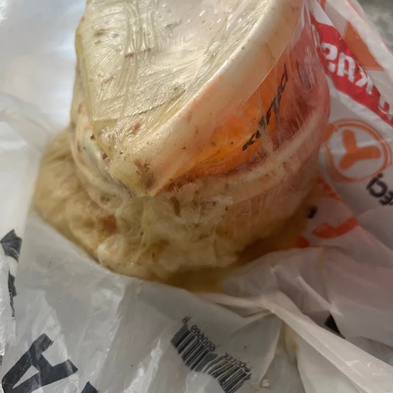 Yemeksepeti'nde Kırık Çorba Ve Verilmeyen Kupon